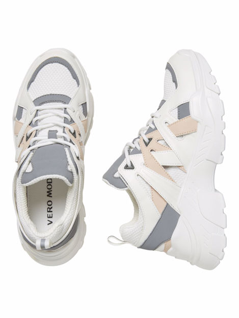 VMENA Sneakers.
